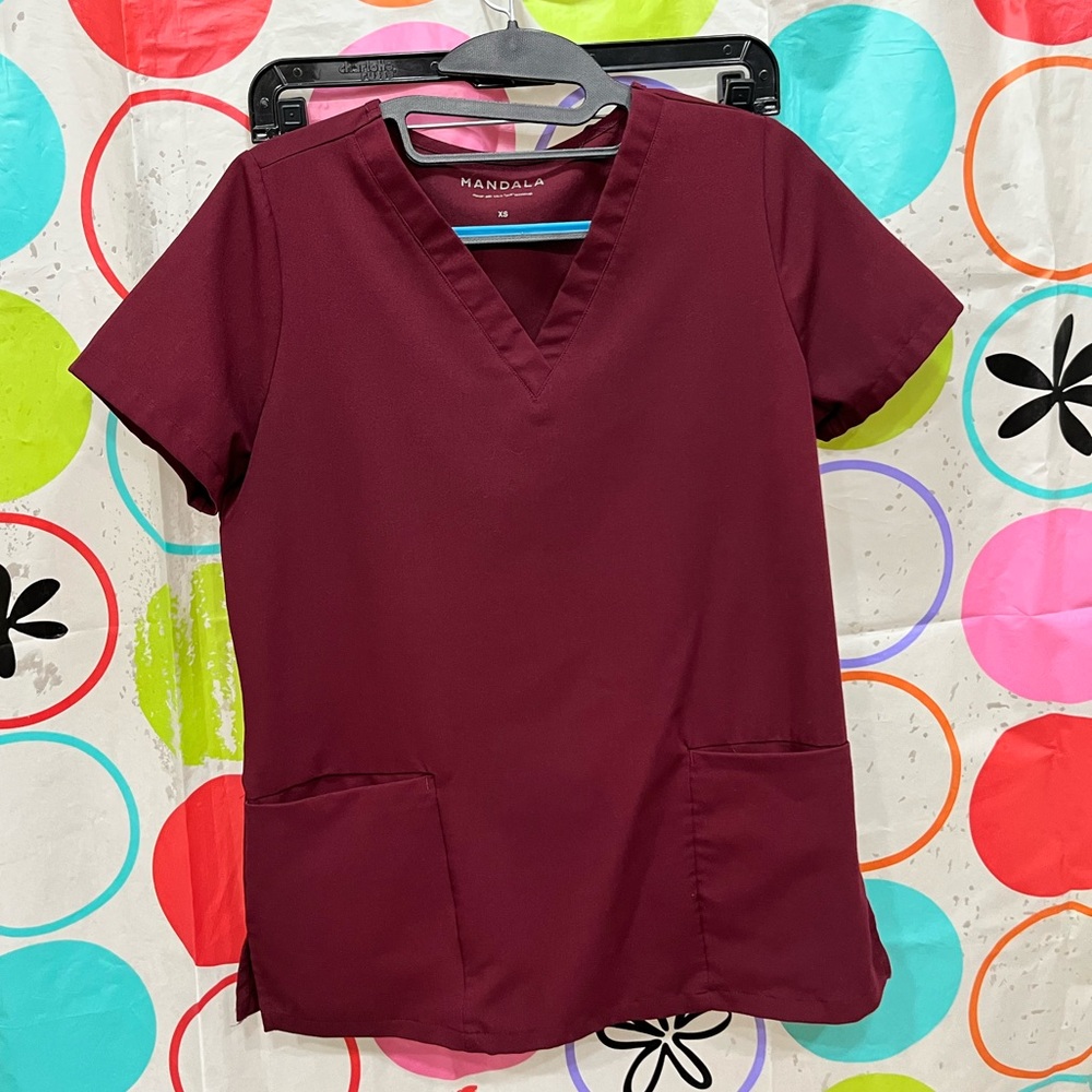 wine mandala scrubs set